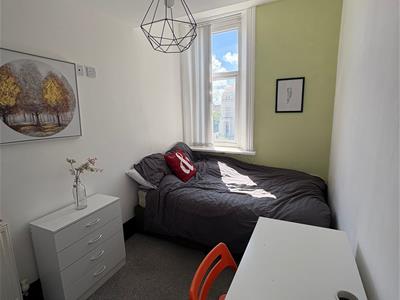 Picture 7
